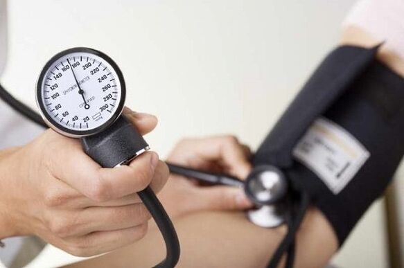 La dieta acuosa está prohibida si tienes presión arterial alta. 