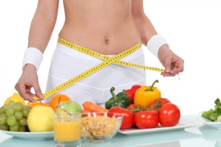 medir la cintura mientras se pierde peso con una dieta proteica